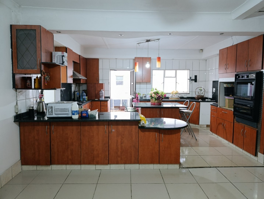 4 Bedroom Property for Sale in Hospitaalpark Free State